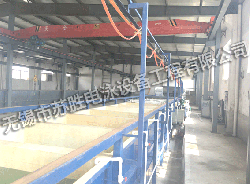 南通龙秦机械-半自动航车电泳线（水泵）